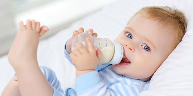 جدول تغذیه نوزاد با شیر خشک (راهنمای جامع استاندارد)